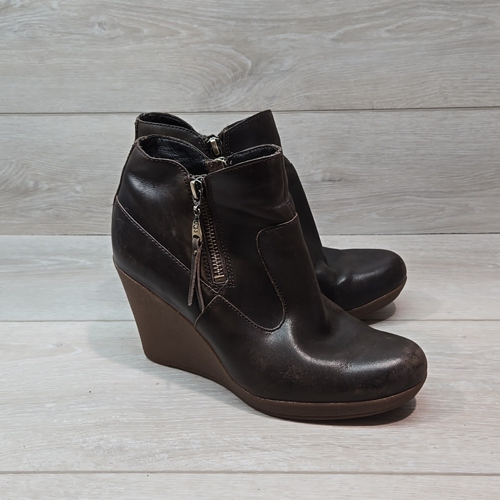 Ugg Australia Women 1009948 Ankle Leather Wedge Boots shoes sz 6.5
